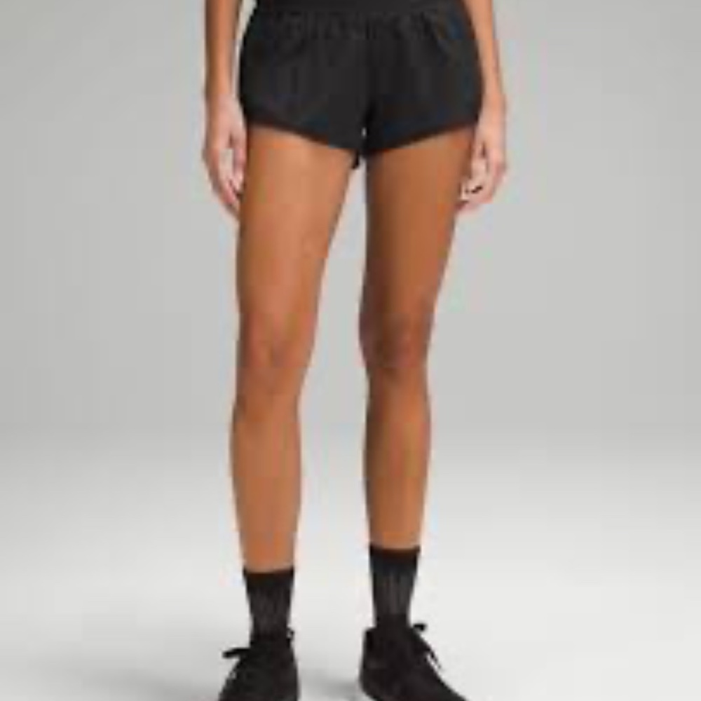 Lululemon Black Hotty Hot Shorts (2.5)